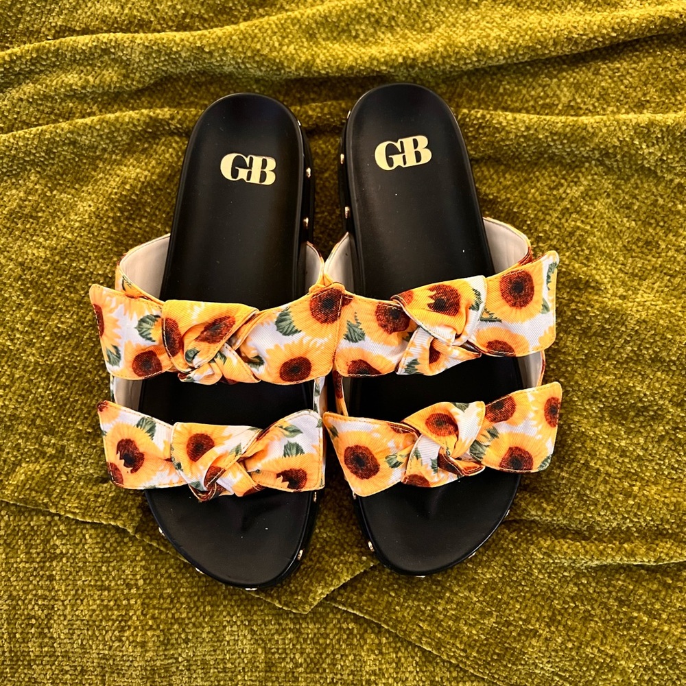 Gianni Bini Orange Yellow Sandals